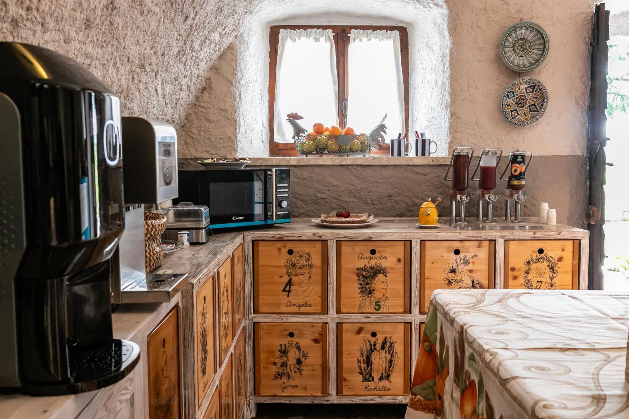 Agriturismo Corte Patrizia Caprino Veronese Buitenkant foto